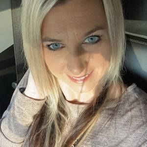 Meet your Posher, Schanae